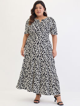Femmella - Women Black & White Abstract Print Tiered Maxi Dress