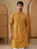Yellow color option, Currently selected