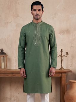 ETHNIC BAY - Men Green Silk Blend Full Sleeves Kurta