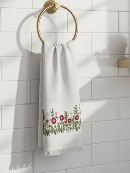 Design Gaatha - Soft Cotton Waffle White Embroidered Bath Towel