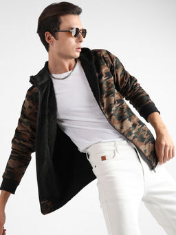 Campus Sutra - Men Forest Green Camouflage Hoodie with Insert Pocket