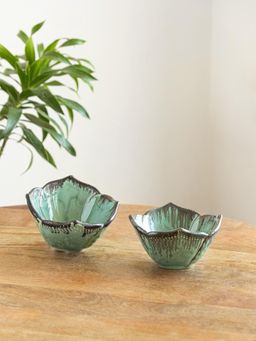 ExclusiveLane - Hibiscus' Ceramic Serving Snack Bowls (Pack of 2)