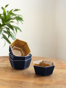 ExclusiveLane - Mariana Blues' Ceramic Serving Snack Bowls (Pack of 4)