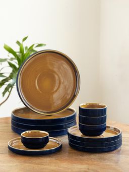 ExclusiveLane - Hand Glazed 'Mariana Blues' Ceramic Dinner Plates with Bowls (Set of 12)