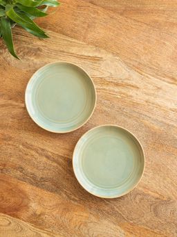 ExclusiveLane - Hand Glazed 'Sage Serenity' Porcelain Quarter Plates (Pack of 2)