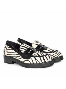 Saint G - Women Black Leather Moccasins