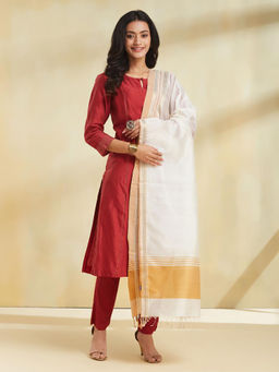 Fabindia - Off White Cotton Silk Blend Solid Woven Dupatta