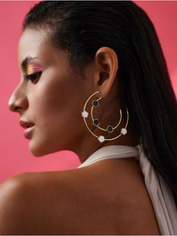 VARNIKA ARORA - Magnolia Hoops