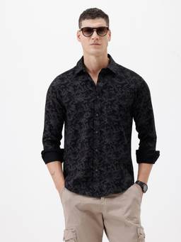 Crocodile - Men Black Casual Floral Shirt