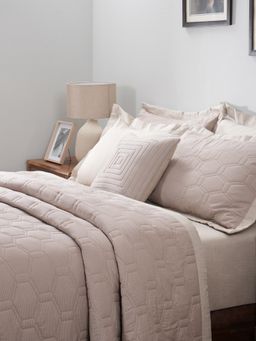 Maspar - Beige Cotton 8-Piece Quilt Bedding Set (Double)