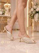 Gold color option, Currently selected