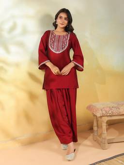 Jaipur Kurti - Maroon Printed Kurta and Salwar