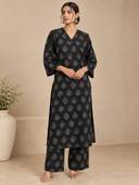 Black color option, Currently selected