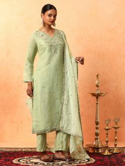 Jaipur Kurti - Green Floral Embroidered Straight Organza Kurta with Pant and Dupatta