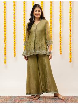 Vbuyz - Green Women Fendi Silk Floral Embroidery A-Line Kurta With Sharara