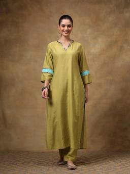 TAHILIYA - Green Cotton Silk Straight Sequins Kurta