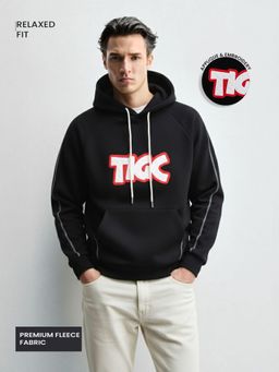 The Indian Garage Co - Men Relaxed Fit Embroider Full Sleeves Hoodie - Black
