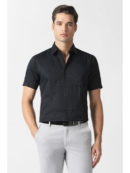 Van Heusen - Men Black Typography Half Sleeves Shirt