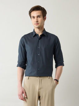 Arrow Newyork - Men Navy Blue Textured Slim Fit Formal Shirt