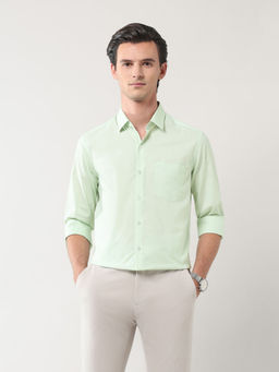 Arrow - Men Green Solid Slim Fit Formal Shirt