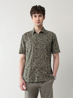 Arrow Sports - Men Green Floral Regular Fit Casual Shirt