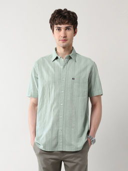 Arrow Sports - Men Green Textured Regular Fit Casual Shirt