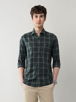 Arrow Sports - Men Green Checks Slim Fit Casual Shirt