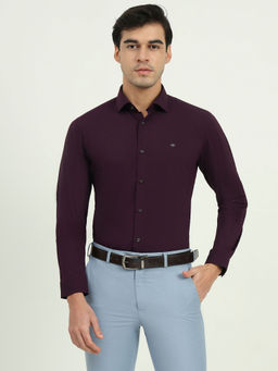 Greenfibre - Men Maroon Textured Slim Fit Formal Shirt