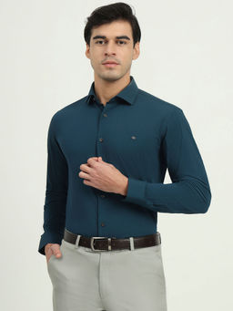 Greenfibre - Men Green Textured Slim Fit Formal Shirt