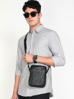 Sassora - Black Solid Small Sling Bag