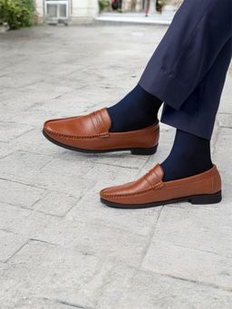 Styli - Men Tan Penny Loafers