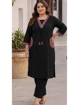 Doriyaan - Women's Black Cotton Embroidered Kurta with Pant