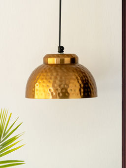 ExclusiveLane - Modern Hammered Dome Hanging Pendant Lamp 7.1 In Semi Spherical Golden
