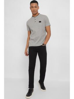 Allen Solly - Men Grey Solid Henley Neck T-Shirt