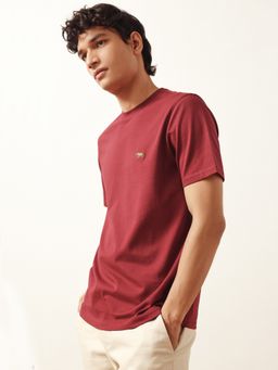 Andamen - Men Maroon Cotton Solid Crew Neck T-Shirt