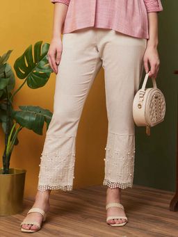 Globus - Women Off White Flat Front Partially Elasticated Waist Floral Applique Lace Hem Trousers