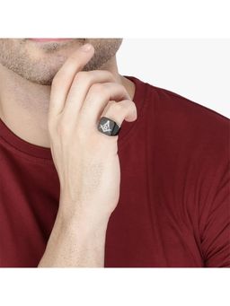 Yellow Chimes - Men Black & Silver-Toned Freemason Symbol Stainless Steel Finger Ring