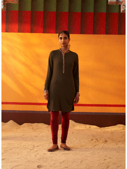 Lakshita - Green Woollen Kurta For Women with Threadwork