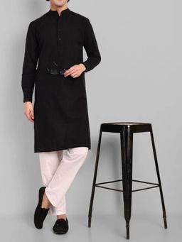 Mera Rang - Men Black Cotton Solid Kurta with Pyjama (Set of 2)