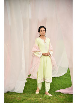 Seher Jaipur - Green Sara Kurta with Pant and Dupatta (Set of 3)