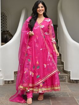 Lavanya The Label - Magenta Handbrush Anarkali (Set of 3)