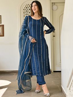 Lavanya The Label - Blue Handwork Kurta (Set of 3)