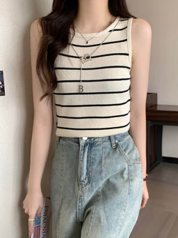 Outzidr - Cream Horizontal Thin Stripes Tank Top