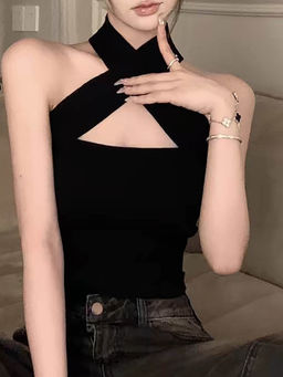 Outzidr - Black Solid Criss Cross Crop Top