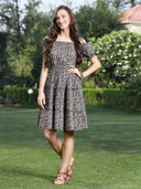 Black color option, Currently selected