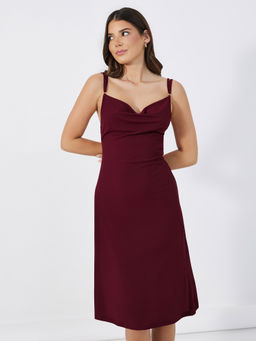 Styli - Women Burgundy Solid Lace Butterfly Back Detail Ribbed Slip Nightdress