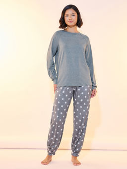 Styli - Women Grey Solid Long Sleeve T-Shirt And Star Print Cuffed Pyjama