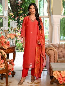 Mahee Jaipur - Red Crushed Tissue Kurta With Pant And Dupatta