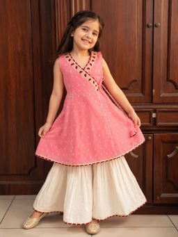 BITIYA BY BHAMA - Girls Peach Kurta With White Sharara