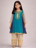 Teal color option, Currently selected